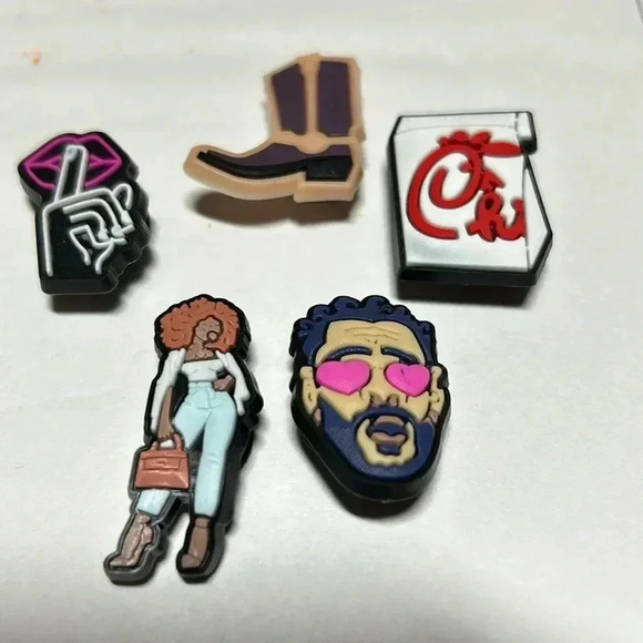 Croc shoe charms random set - Picture 3 of 4